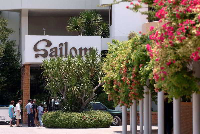 Sailom photo 1