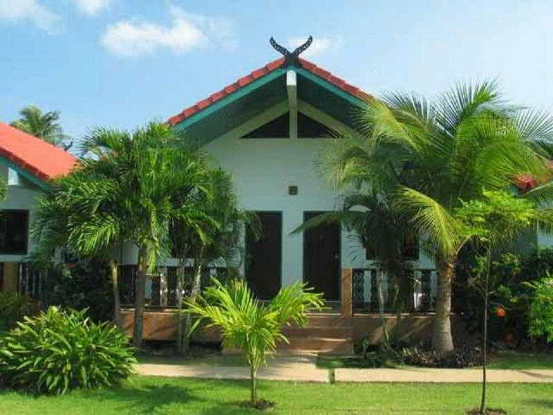 Dolphin Bay Resort photo 1