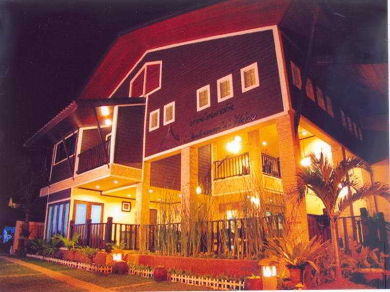 Andaman's House main