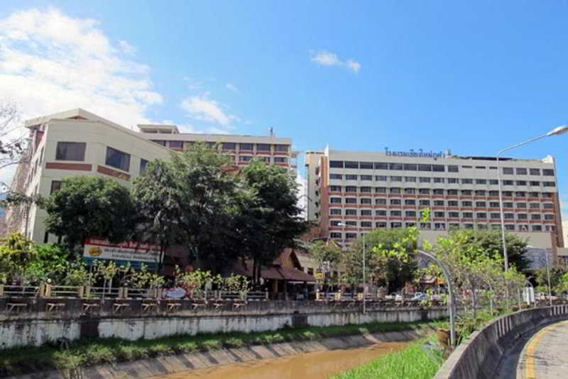 Chiangmai Phucome Hotel main