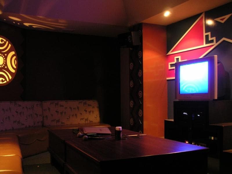 Dhevaraj Hotel main