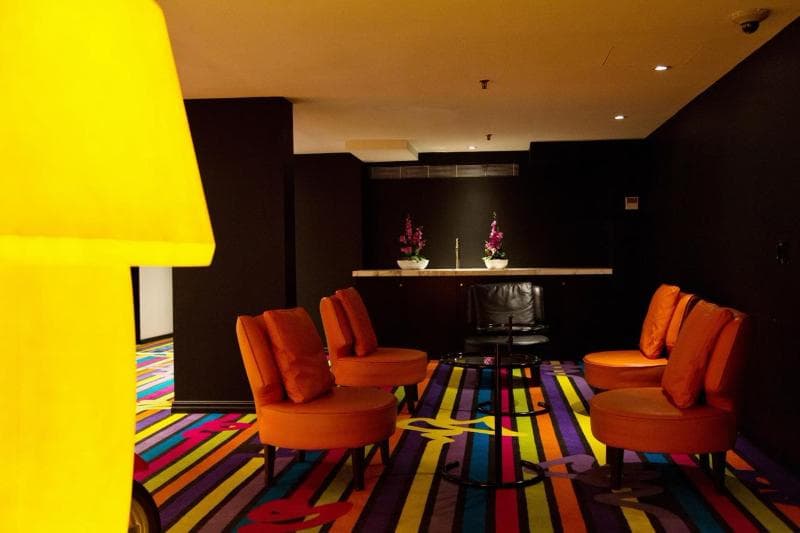 Cambridge Hotel Sydney 5