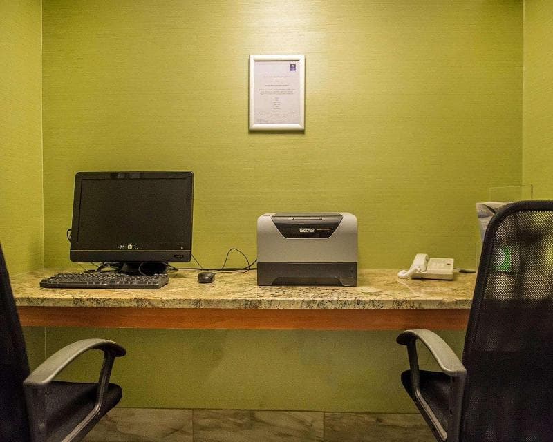 Comfort Inn photo 1