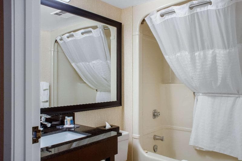 Comfort Inn 5