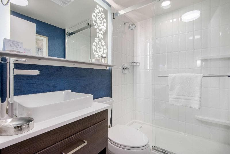 The Champlain Waterfront Hotel, An Ascend Hotel Collection 5