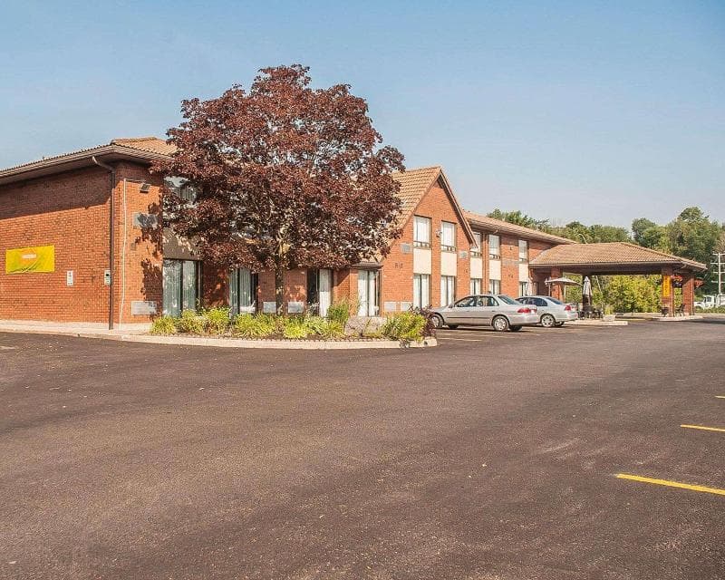 Comfort Inn photo 1