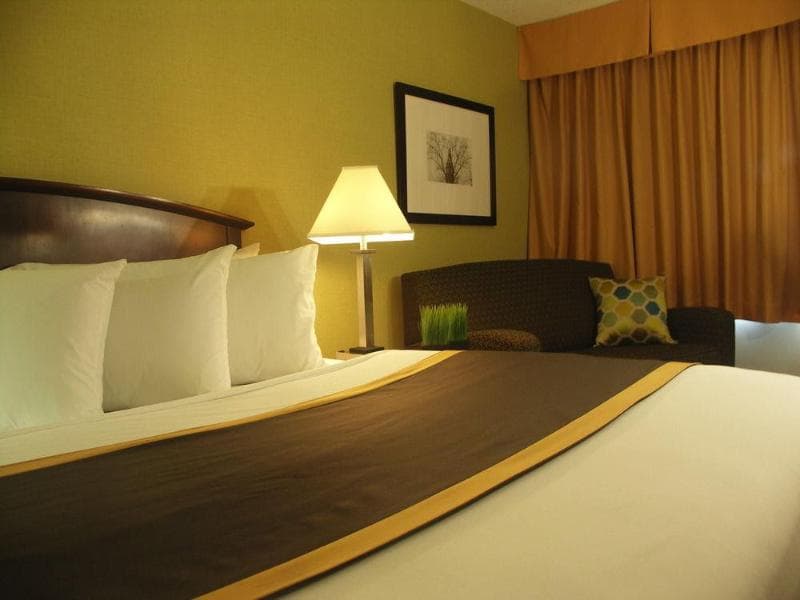 Quality Inn Peterborough photo 1