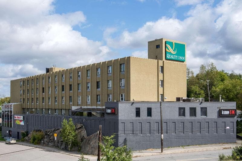 Quality Inn & Conference Center Downtown photo 1