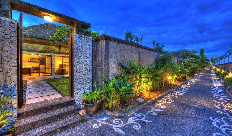 Bali Rich Villas Seminyak Beach 2