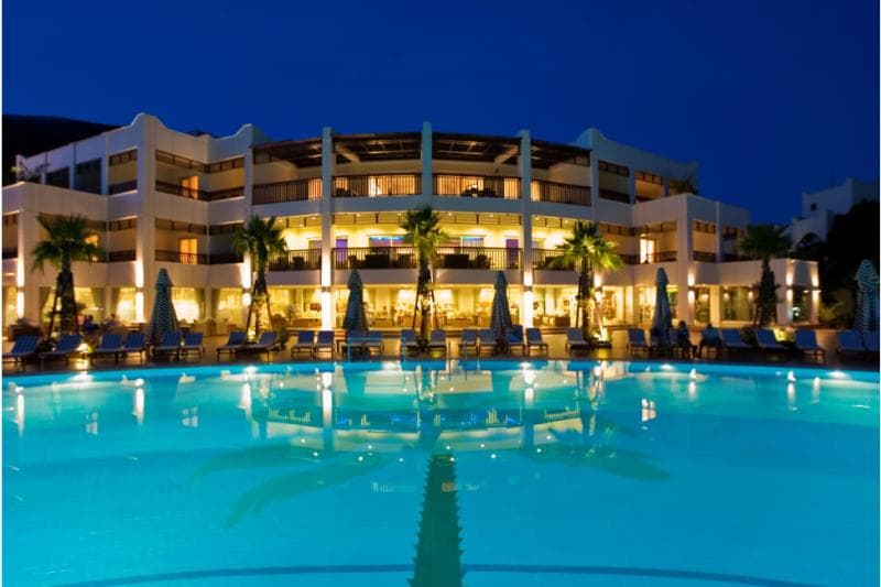 Latanya Park Resort main