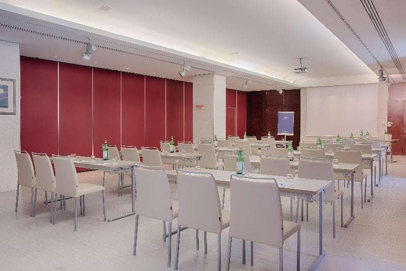 Nh Palermo Hotel 4