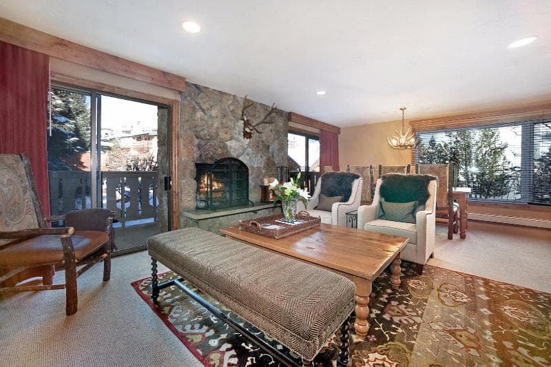 The Lodge At Vail, A Rockresort 3
