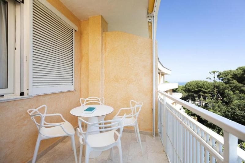 Tirreno Resort 5