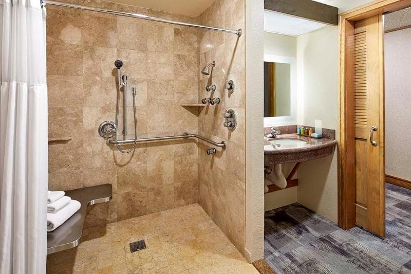 Cavalier Oceanfront Resort 3