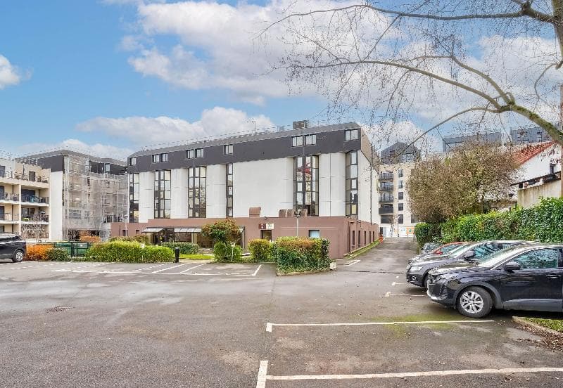 B&B HOTEL Paris Châtillon 5