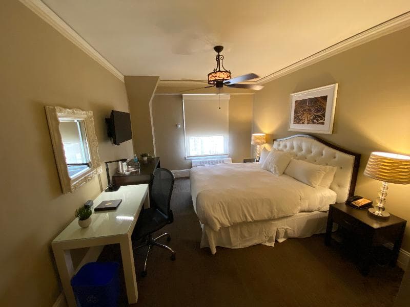 Kensington Park Hotel 4