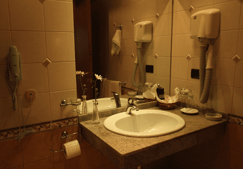 Diplomat Hotel & Spa 4