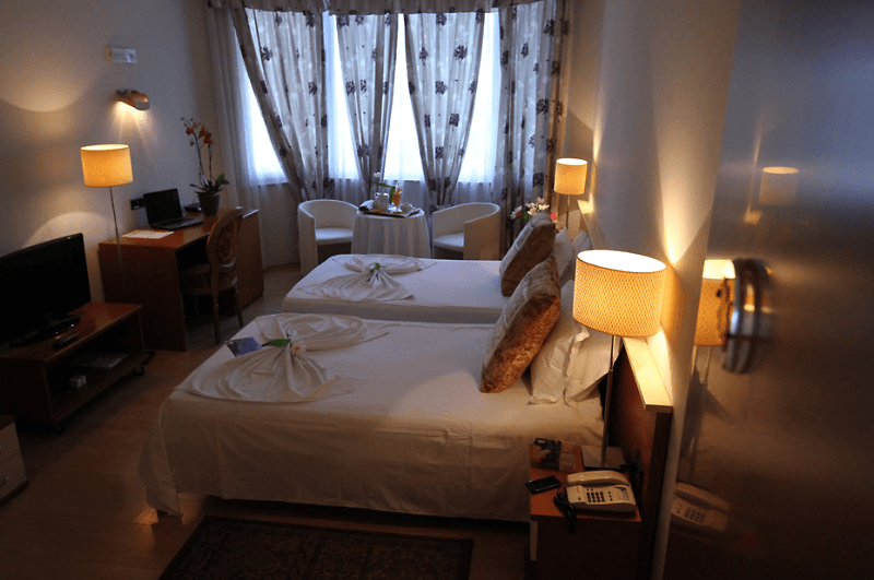 Diplomat Hotel & Spa 5