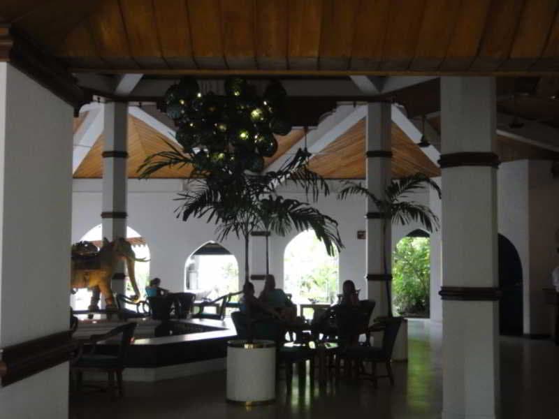 Tangerine Beach Hotel 5