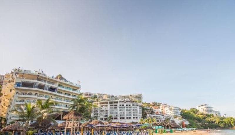 Blue Chairs Resort by the Sea - Adults Only 2