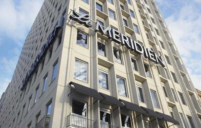 Sens Hotel Montreal main