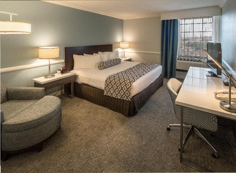 Crowne Plaza Pittsburgh South 4