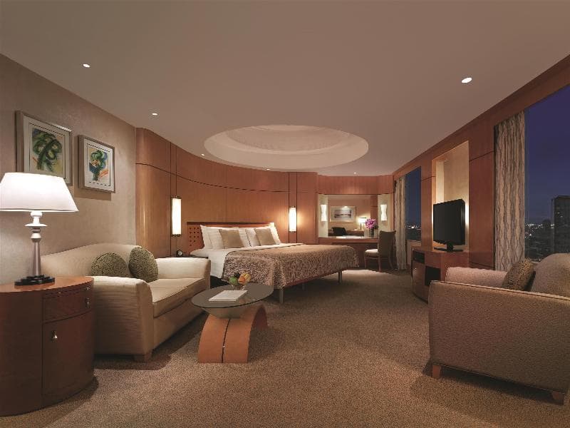 Makati Shangri-La, Manila 2