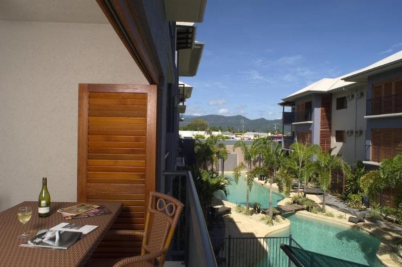Southern Cross Atrium Apartments 3