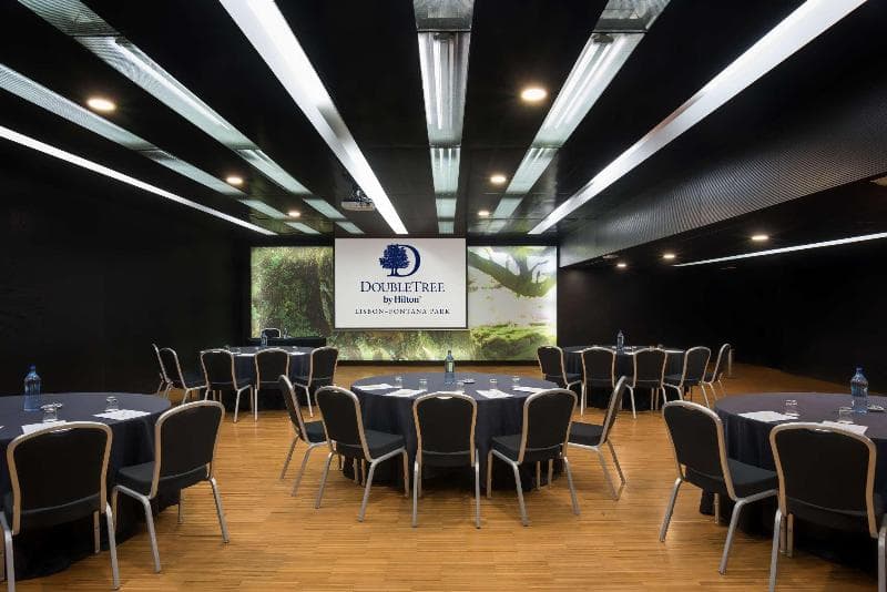 DoubleTree by Hilton Lisbon - Fontana Park 1