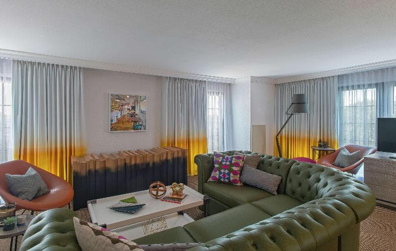 DoubleTree by Hilton Hotel Austin 5