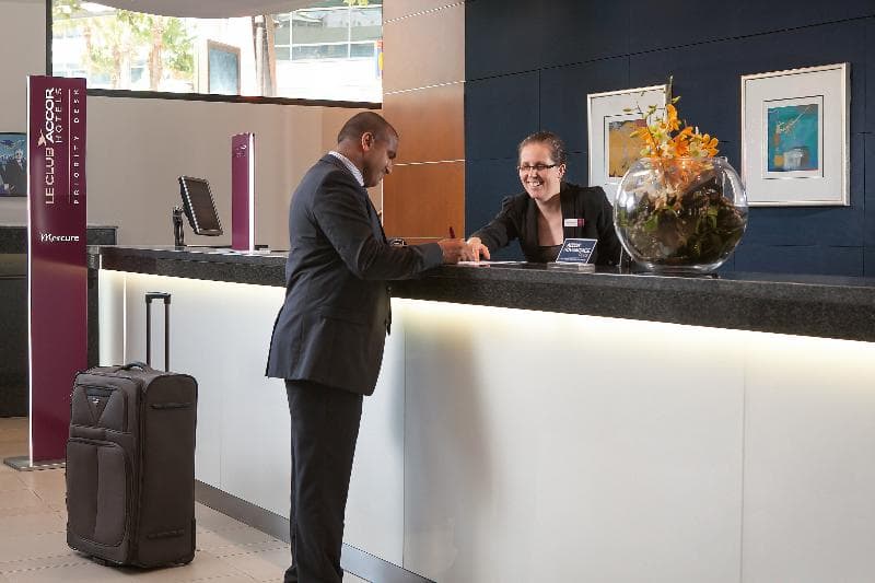 Mercure Sydney 3