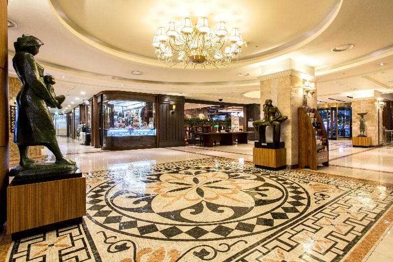 Pacific Hotel 5