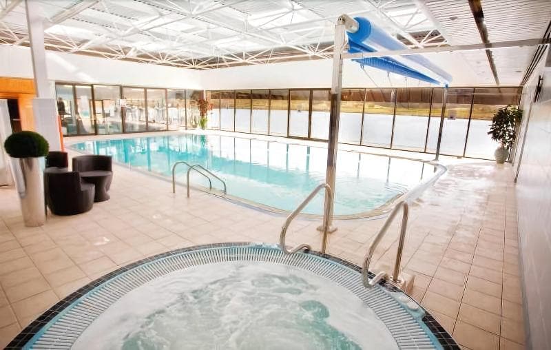 Waterton Park Hotel & Spa (Adults Only) 3