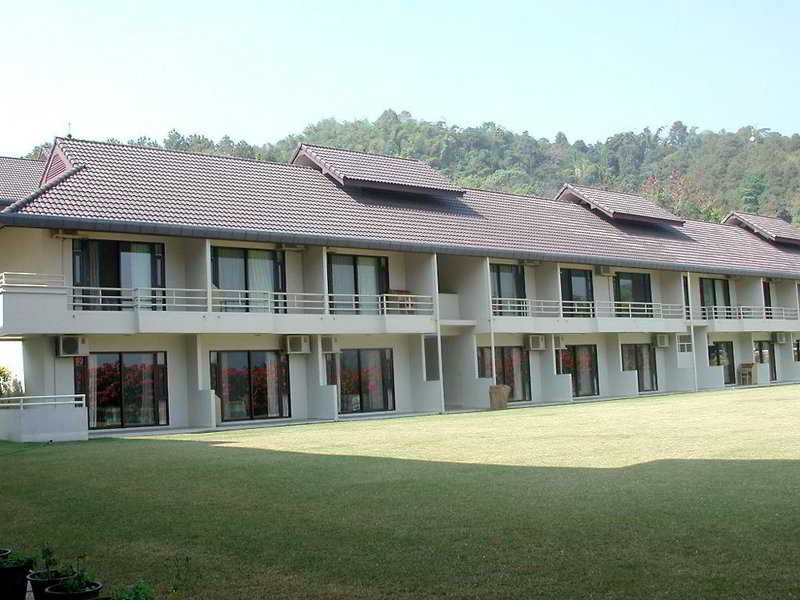 Doi Tung Lodge main