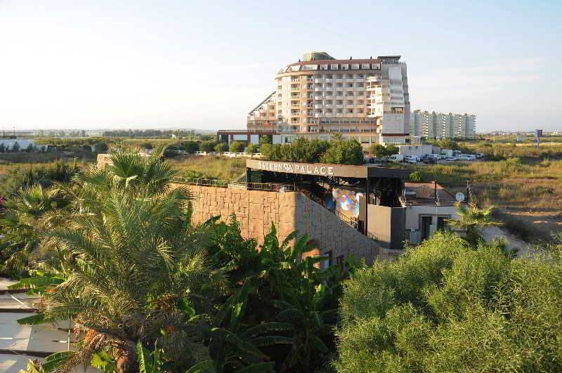 Saturn Palace Resort photo 1