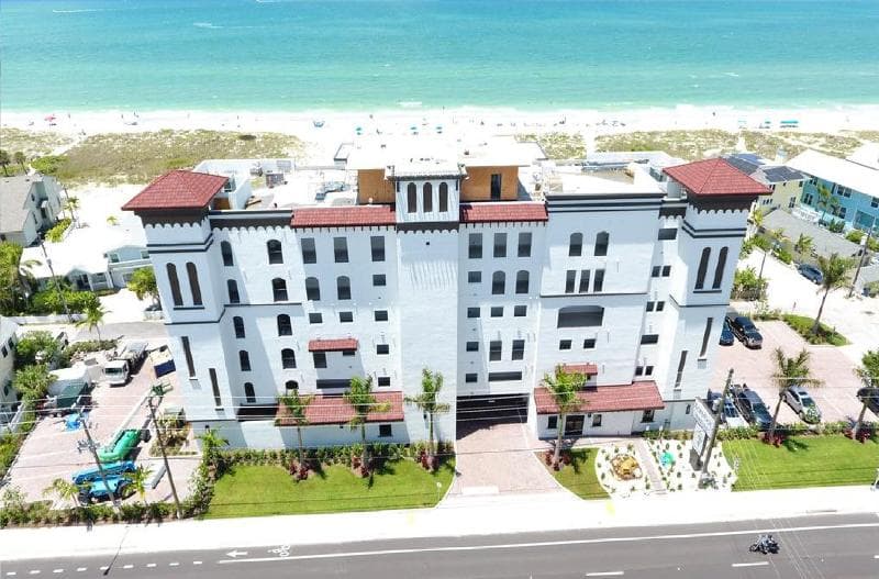 Barefoot Beach Club photo 1