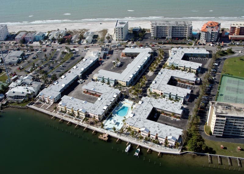 Barefoot Beach Resort 3