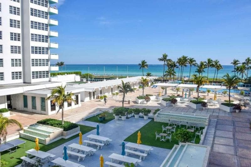 Seacoast Suites Hotel 4
