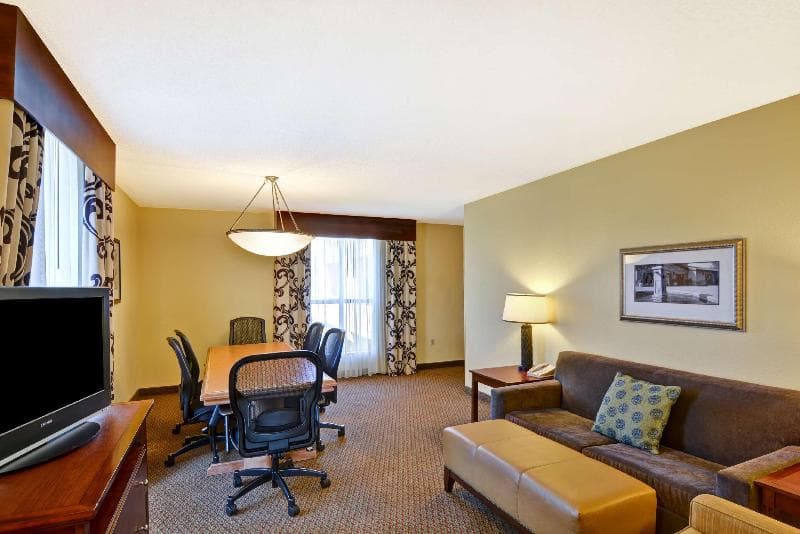 Embassy Suites by Hilton Orlando North 2