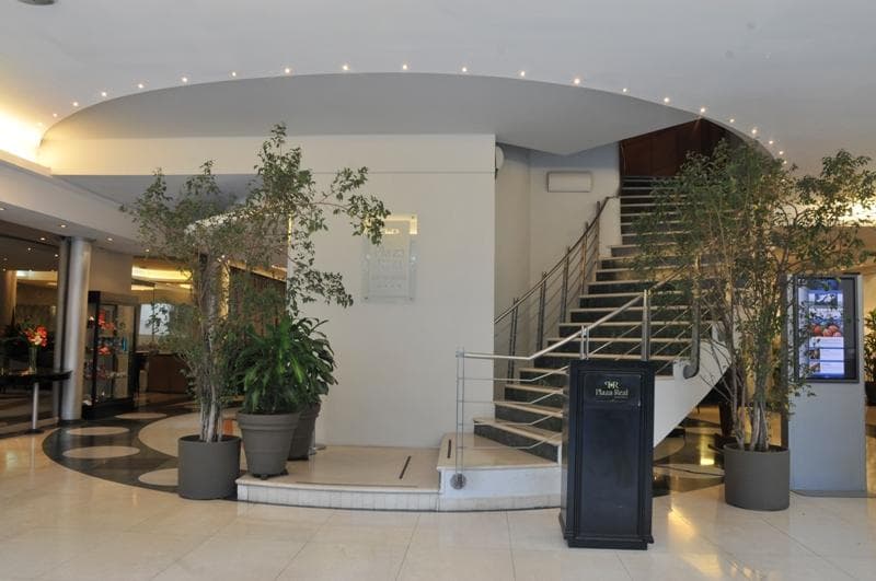 Plaza Real photo 1