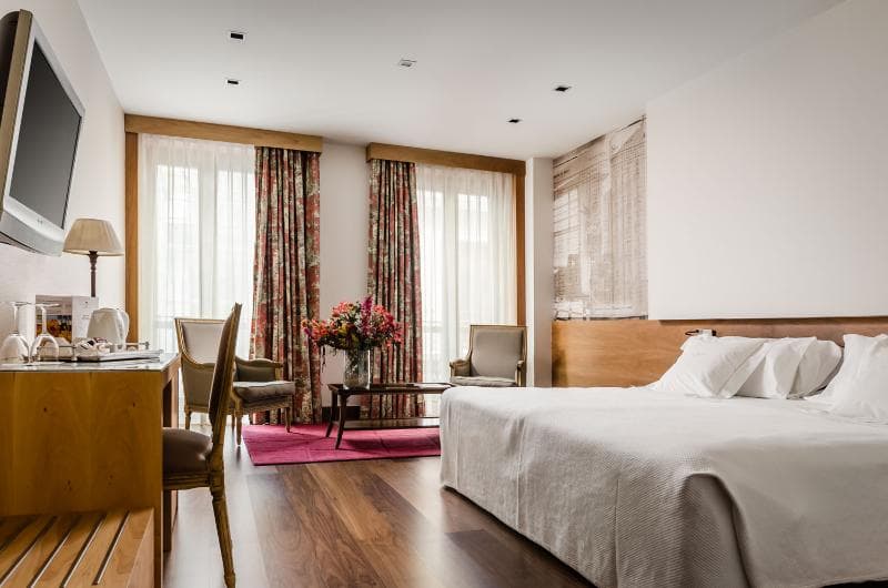 Gran Hotel La Perla photo 1