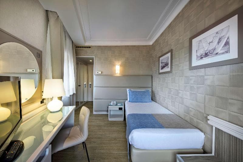 Hotel Paradiso, BW Signature Collection 4
