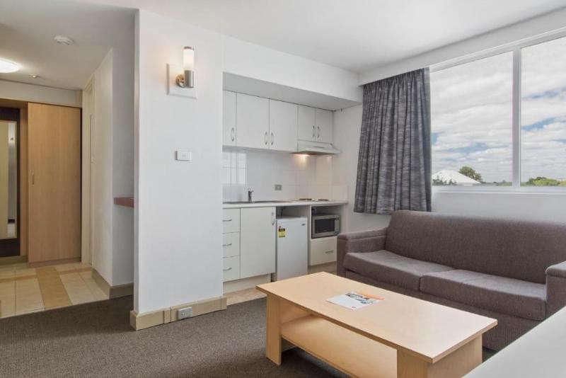 Metro Hotel Perth 3