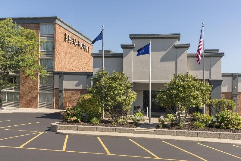 Delta Hotels Grand Rapids Airport 4
