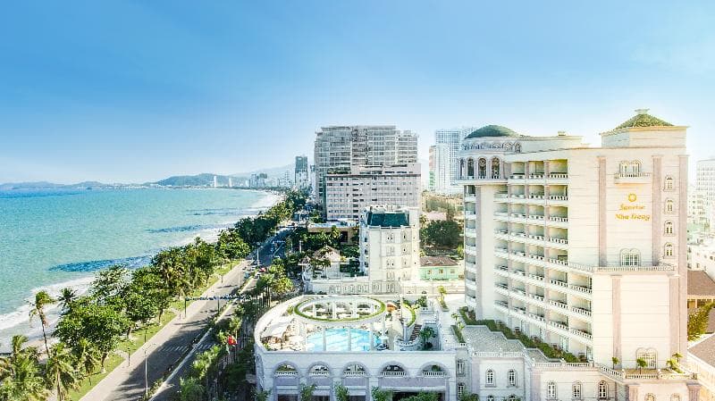 Sunrise Nha Trang Beach Hotel & Spa 4