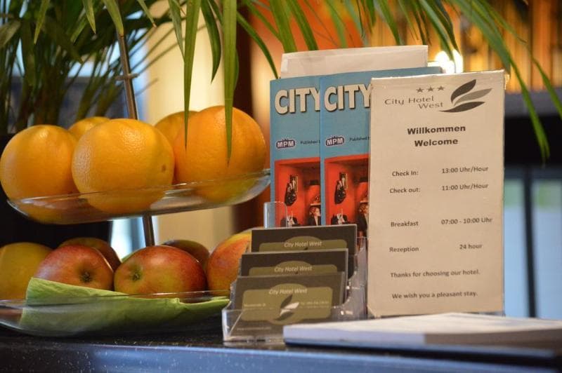 City Hotel West 5
