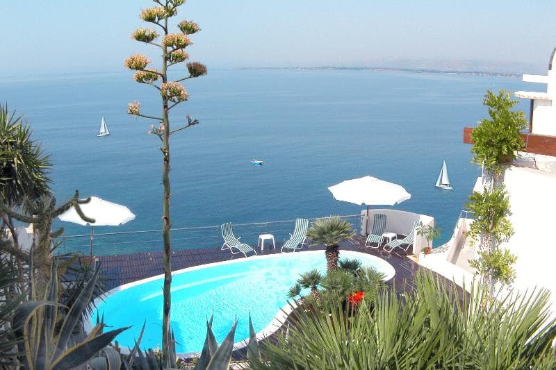 La Rosa Sul Mare 5