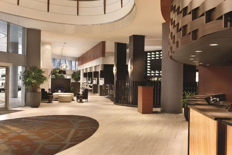 Radisson Hotel Vancouver Airport 3