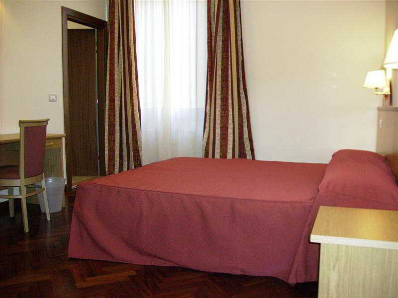 Aramis Rooms 4