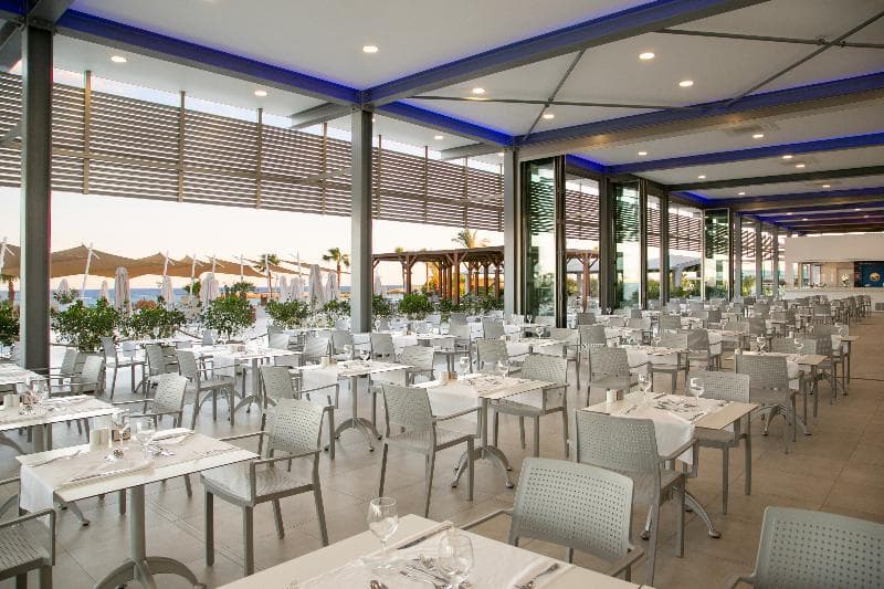 Asterias Beach Hotel 2